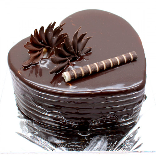 Chocolate Truffle Heart Shape Cake 1 Kg + Card