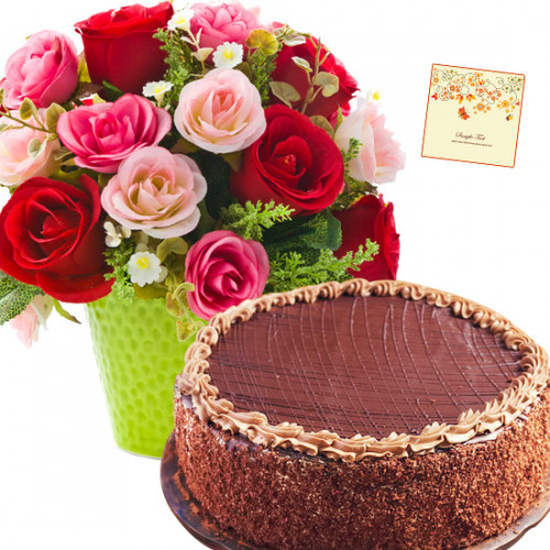 Lovely Presents - 15 Pink and Red Roses in Vase, 1/2 Kg Chocolate Cake + Card