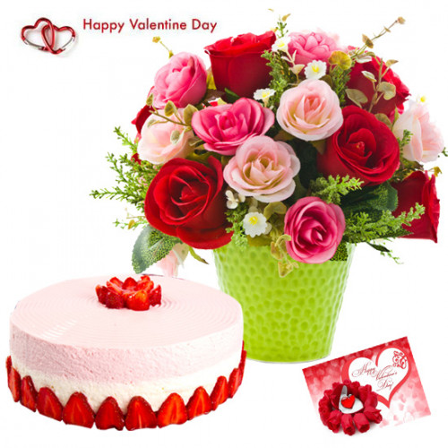 Pink N Red Combo - Vase Of 10 Pink & Red Roses, 1/2 Kg Strawberry Cake & Valentine Greeting Card