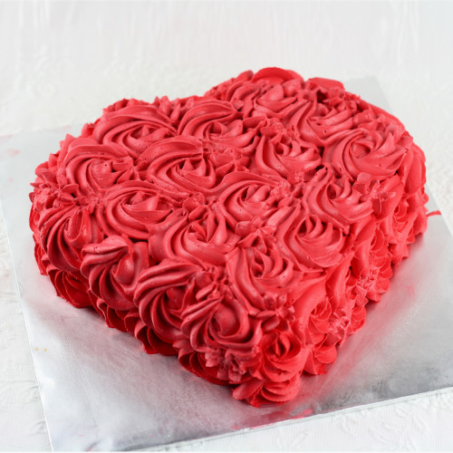 Red Rose Swirl Heart Shaped Cake 1 kg and Card