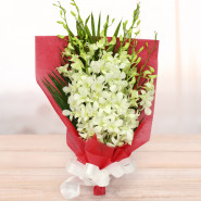 Special Surprise - 10 White Orchids Bouquet and Card
