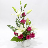Charming Soulmate - 3 White Lilies, 10 Pink Roses Vase and Card
