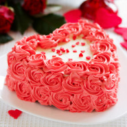 Heart Shaped Rose Cake 1 Kg and Card