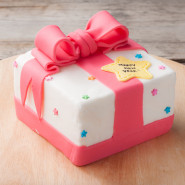 Gift Box with Bow Fondant Cake 2 Kg and Card