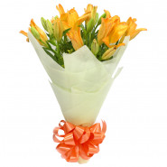 Impressive Arrangement - 6 Orange Lilies Bouquet and Card