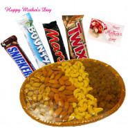 Awsome Blossom - Assorted Dryfruits Basket 800 gms, Snickers, Twix, Mars, Bounty and Card