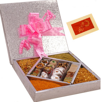 Ideal Gift Combo - Kaju Mix 500 gms, Namkeen 500 gms