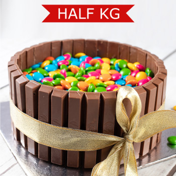 Kitkat Gems Cake 1/2 Kg