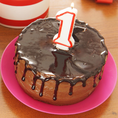 Rich Chocolate with Number Candle 1 Kg (Choose Number)