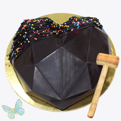 Chocolate Heart Shaped Pinata Cake 1/2 Kg