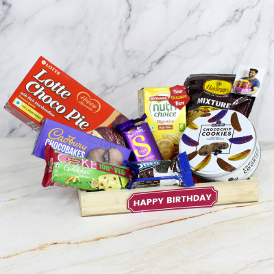 Perfect Presents - Sapphire Choco Chip Cookies, Dairy Milk Silk, Cadbury Chocobakes, Britania Cake, Nutri Choice Biscuits, Haldiram Namkeen, Oreo Biscuits, Lotte Choco Pie, 3 Personalized Props, Wooden Tray